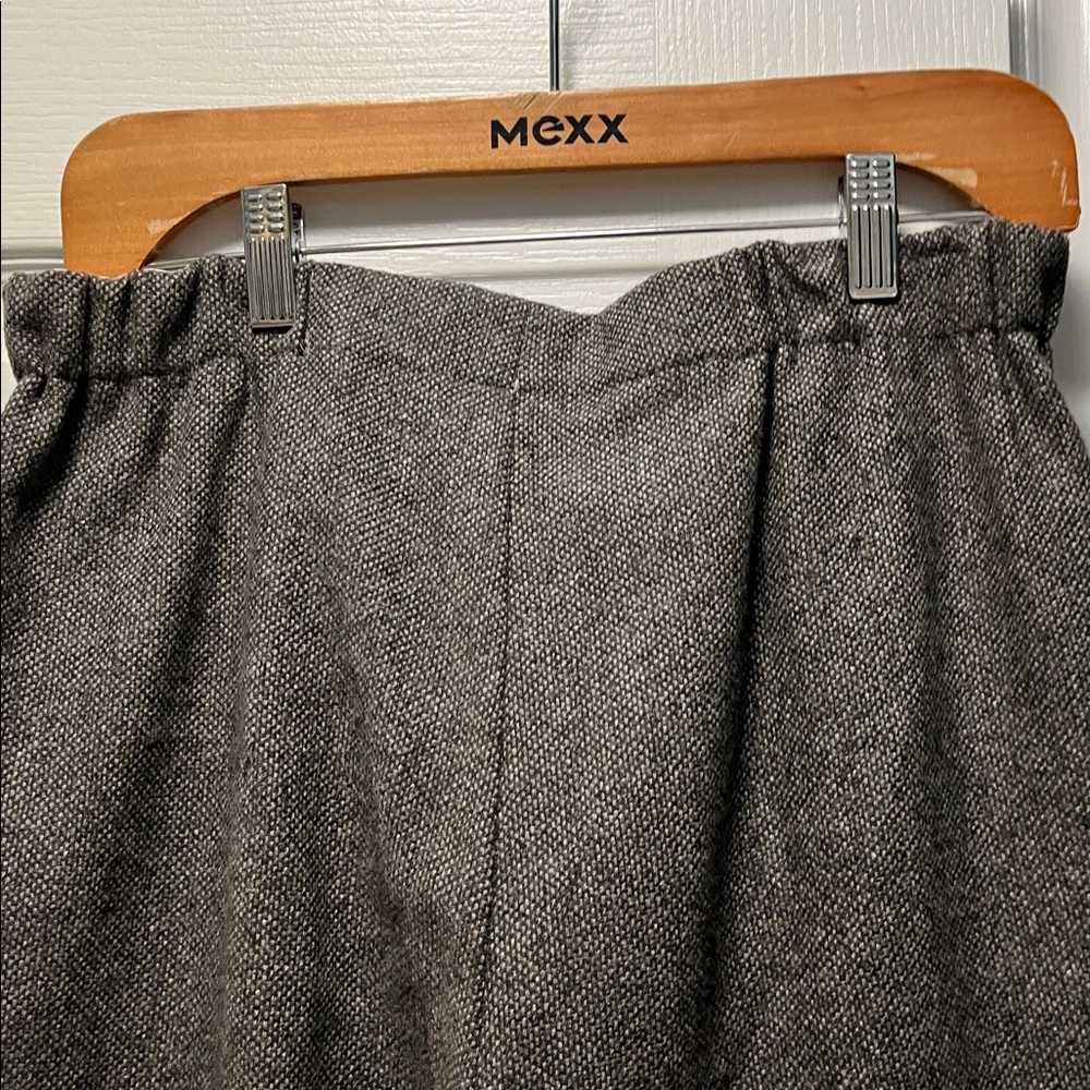 Babaton Charcoal Joggers - Picture 6 of 8